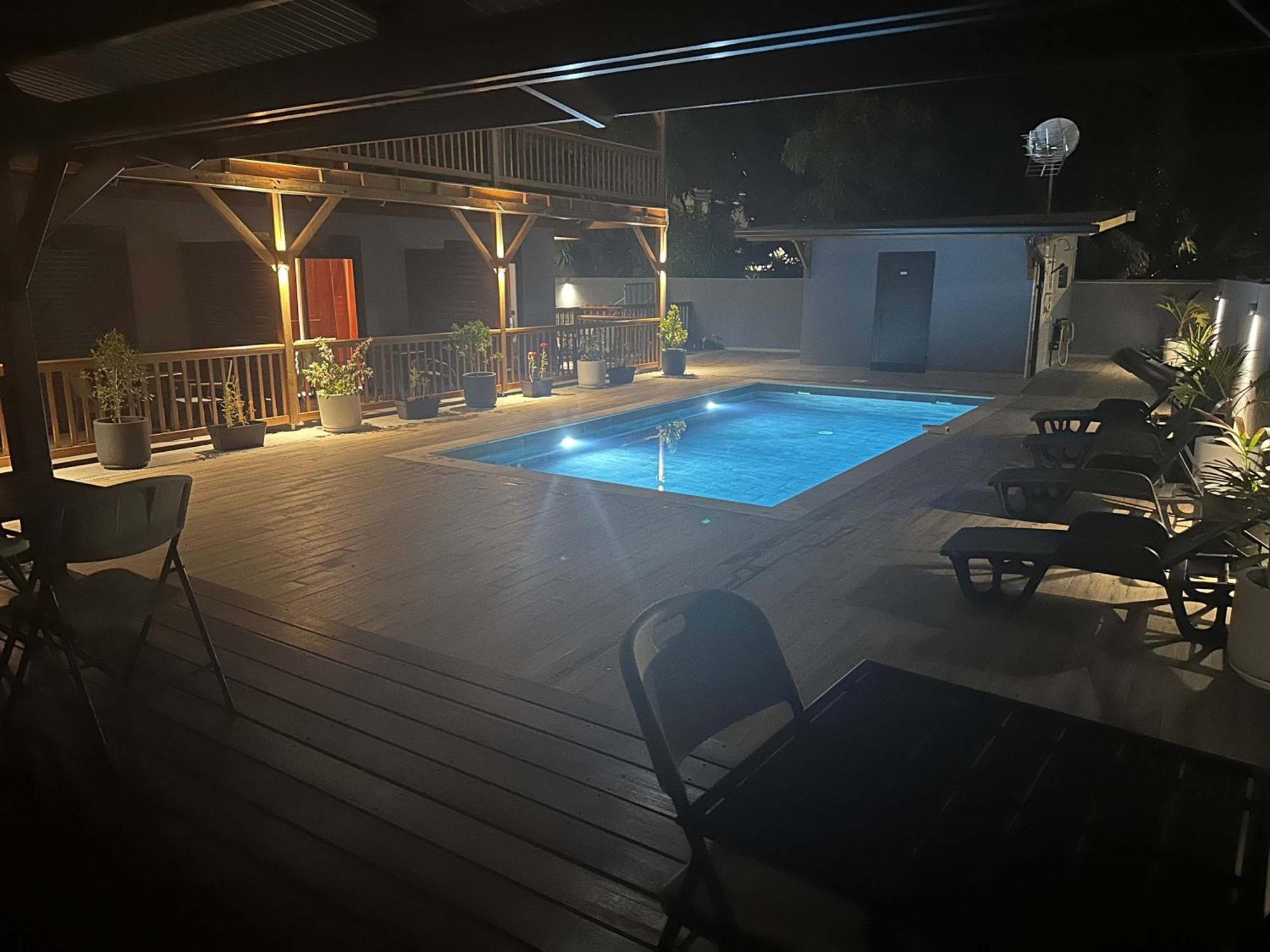 Logement Standing Avec Piscine Cayenne Exterior photo